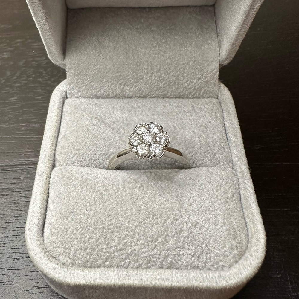 14K White Gold Diamond Ring